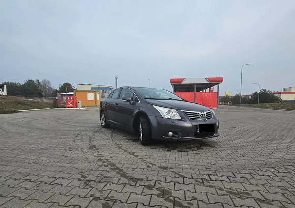 Toyota Avensis cena 25678 przebieg: 251000, rok produkcji 2011 z Gdańsk małe 22